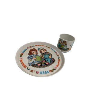 Raggedy Ann and Andy Melamine Plate and Cup 1969 VIntage 8.5 in Diameter Oneida